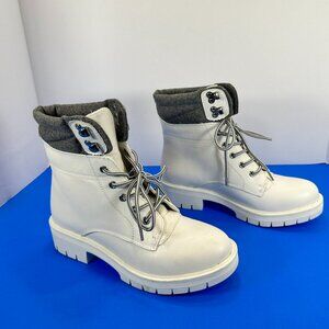 Mia Chunky Heel Lace up Boots, White with Grey soft Ankle "Callia" size 7.5M